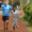 Deelnemer Alewijn samen met Mari over de finish Rift Valley Marathon